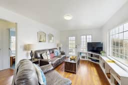 Seascape Home - Spacious Coastal Retreat with Ocean Views - Image 4