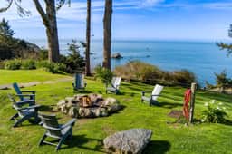 The Trinidad Pearl - Oceanfront Home & Hot Tub - Image 4