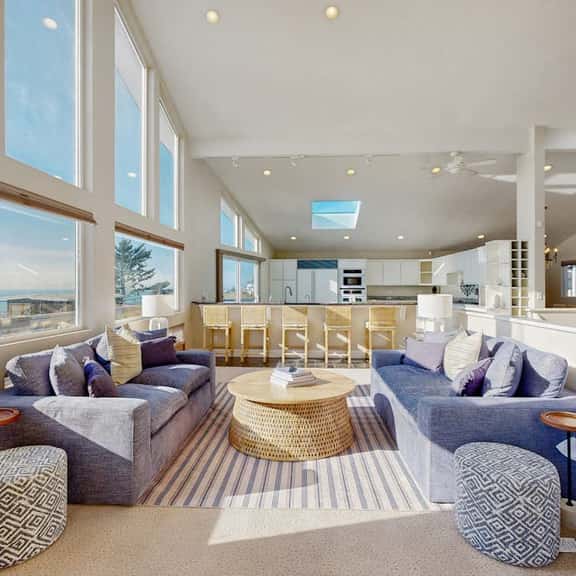 Pacific View Escape - Stunning Ocean Views & Coastal Comfort - Image 1